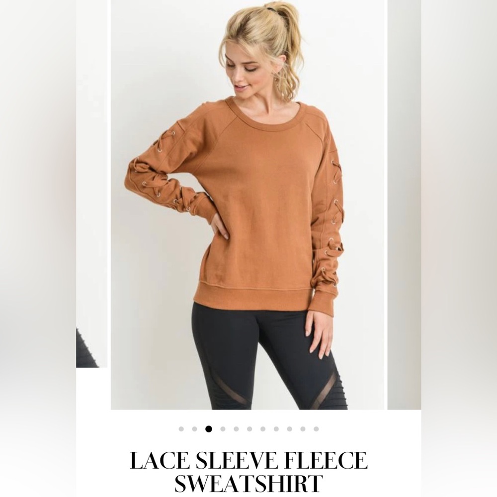 New! Mono B LACE SLEEVE FLEECE  SWEATSHIRT size small crew neck